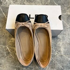 Aldo flats size 9